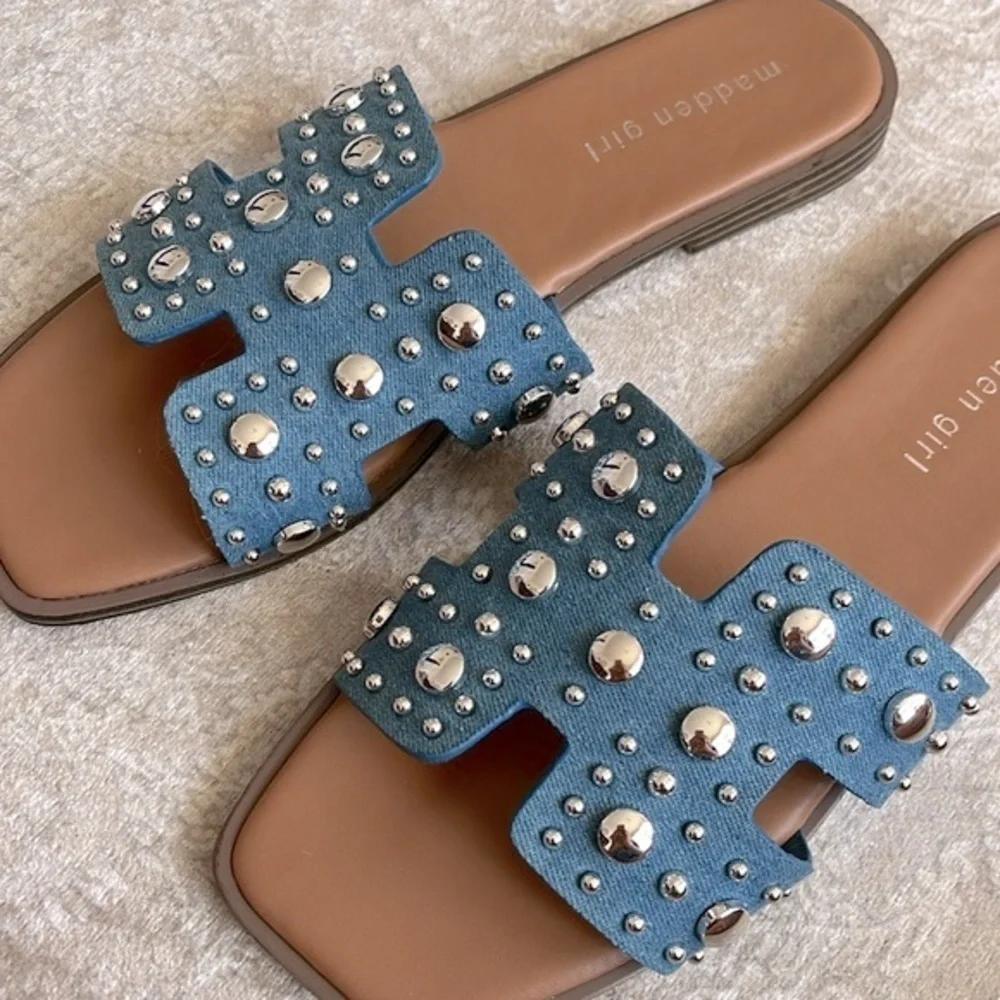Brand New Madden Girl Denim Blue Silver Tone Metal Studded H-Band Slides Sandals